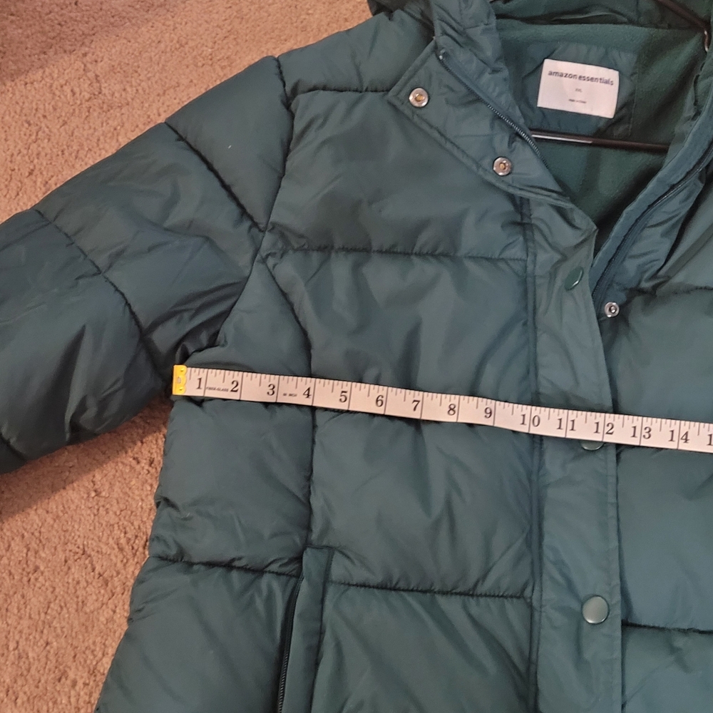 Amazon Essentials Green Puffer Jacket - image 6